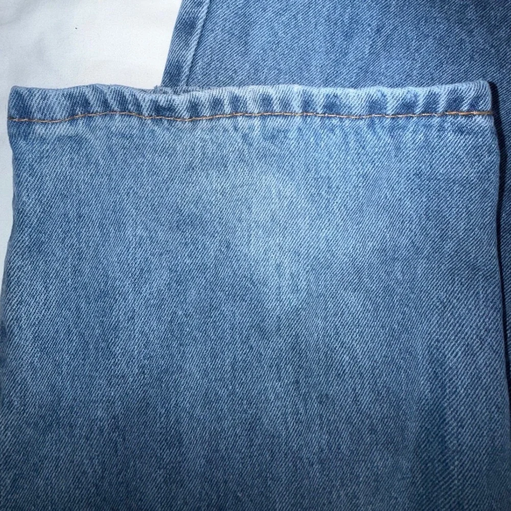 Levis 550 Relaxed Fit Jeans Mens 34x32 Medium Wash Blue Denim 00550-4834
